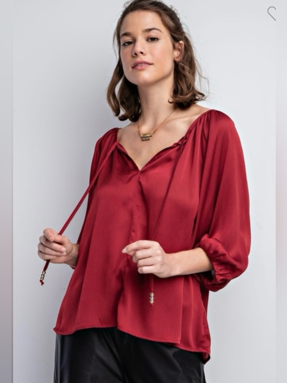 NWT Easel Wine sateen tie front peasant blouse sz S
